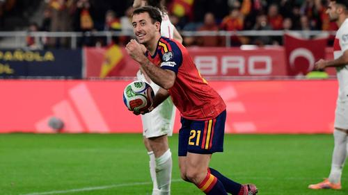 Mikel Oyarzabal se ha consolidado como el delantero centro titular indiscutible de Luis de la Fuente.