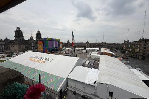 Una panorámica del Zócalo, el parque central de la capital mexicana donde habrá un Fan Fest gigante. (Foto: Pedro Mijangos)