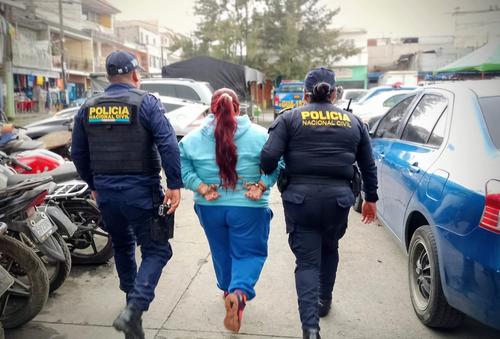 La mujer fue puesta a disposición de la justicia. (Foto: PNC)