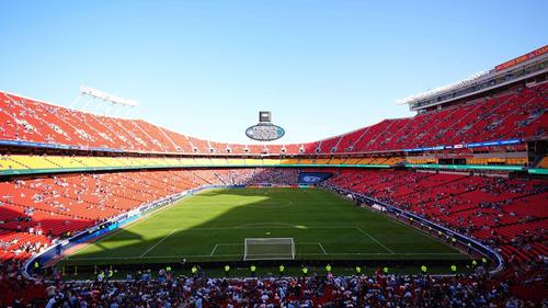 El Arrowhead Stadium cuenta con capacidad para 73 mil espectadores.