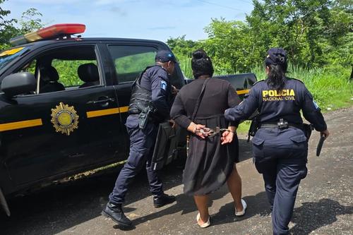La mujer fue puesta a disposición de la justicia. (Foto: PNC)