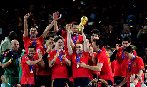 La Selección Española ganó su primer Mundial, convirtiéndose en el primer (y único) equipo europeo en ganar este torneo fuera de Europa.