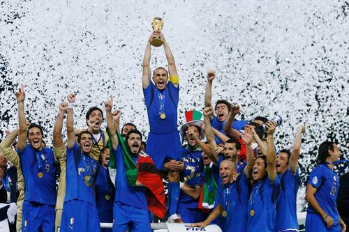 La selección Azzurra se coronó campeona recibiendo solo 2 goles en todo el torneo.