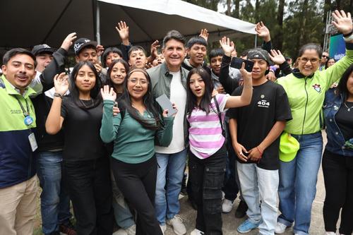 Autoridades de Suecia y Guatemala coinciden en que escuchar a las nuevas generaciones fortalece la democracia y el desarrollo comunitario. (Foto: MuniGuate)