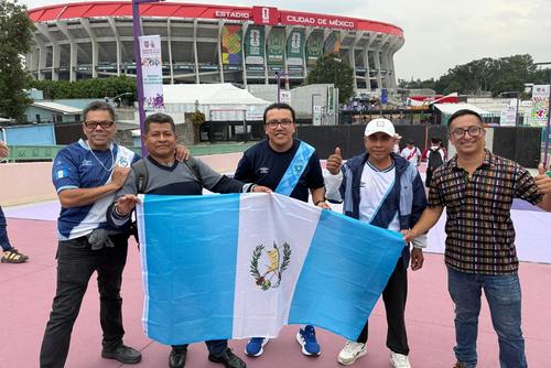 De San Marcos, Sololá, Chimaltenango y Villa Nueva llegaron estos compatriotas. (Foto: Pedro Pablo Mijangos)