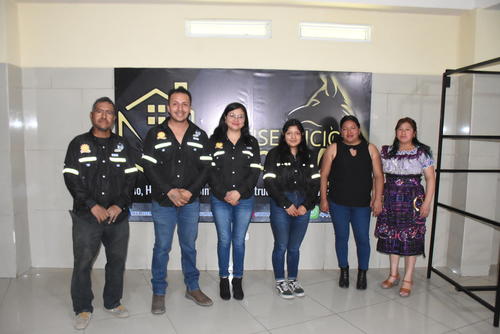 El emprendedor también es generador de empleos. (Foto: Erick Colop/Colaborador)
