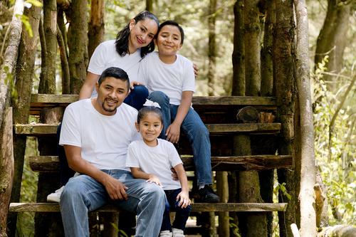 El receso académico de medio año es una oportunidad para reforzar lazos familiares y disfrutar de diversas actividades. (Foto: Shutterstock)