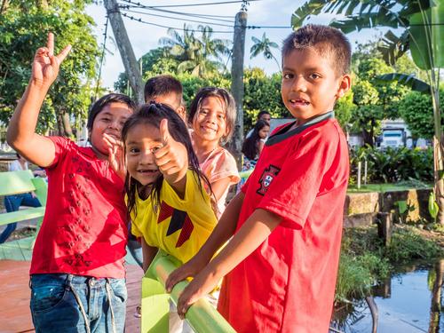 Los juegos en grupo fomentan la cooperación y solidaridad de los pequeños. (Foto: Shutterstock)