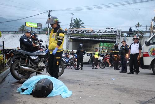 El crimen se suscitó en el kilómetro 28 de la ruta al Pacífico, en Amatitlán. (Foto: CVB)