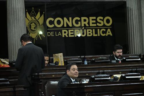 Mientras algunos sectores prevén mayor fragmentación, otros consideran que los diputados comenzarán a consolidarse en los partidos con los que buscarán competir en 2027. (Foto: Archivo/Soy502)