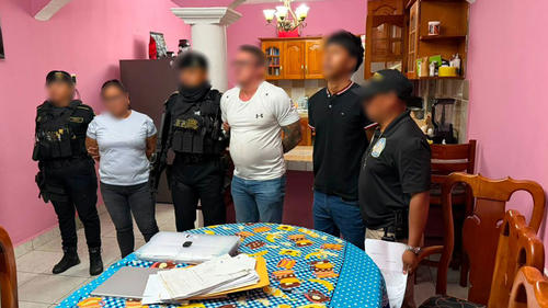 El operativo Bukanas se llevó a cabo por medio de una serie de allanamientos. (Foto: PNC)