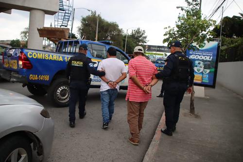 Rubilio Bernardino Morales y Herbert Oswaldo del Cid Sumalé fueron detenidos esta semana en la calzada Roosevelt. (Foto: PNC)
