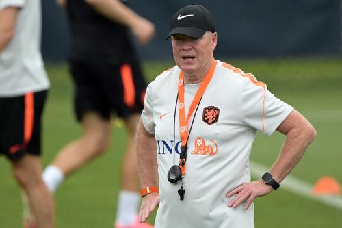 Koeman es el defensa más goleador en la historia del futbol, con más de 190 tantos oficiales. Ahora dirige a su país. (Foto: AFP)
