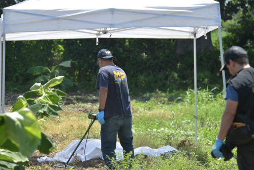 Trabajadores de la finca encontraron el cuerpo durante su jornada laboral. (Foto: Romario Aguilar/colaborador)