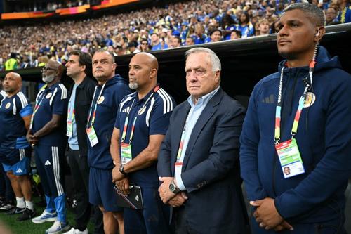 Curazao registró 43 pérdidas de balón provocadas frente a Alemania en su debut mundialista. (Foto: AFP)