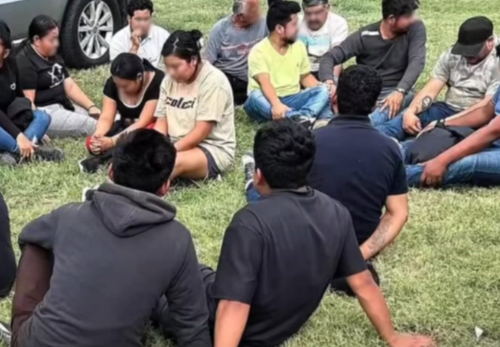 Los migrantes eran despojados de sus pertenencias a punto de amenazas con armas de fuego o cuchillos. (Foto: Sol de Yucatán)