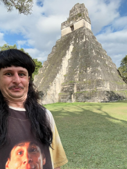 oliver tree guatemala tikal