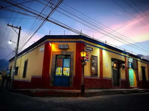Junto a su familia dirige el Café y Museo La Luna. (Foto: Oswaldo Cop/Colaborador)