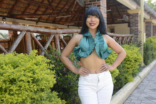 Conoce a Karol Posadas, la Selena guatemalteca que brilla en USA. (Foto: Cortesía/Karol Posadas)