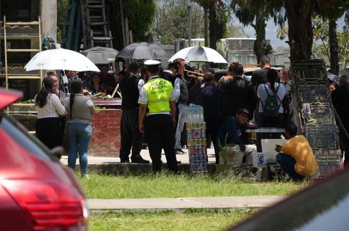 Así fue el último adiós de Olga. (Foto: Wilder López)