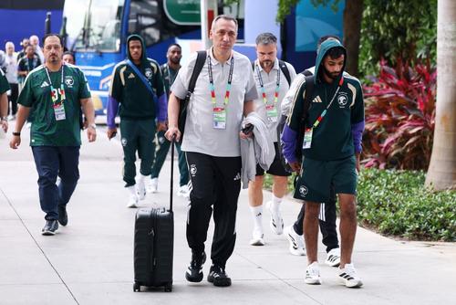 Arabia empezó ganando en su debut ante Uruguay, pero no lograron mantener la ventaja. (Foto: AFP)