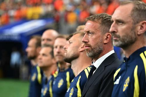 Suecia fue el único equipo en recibir cartulinas amarillas (3) durante el juego ante Países Bajos. (Foto: AFP)