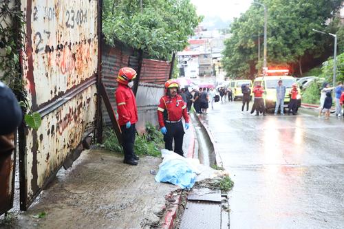 El menor de 13 años murió por asfixia por sumersión. (Foto: CBM)