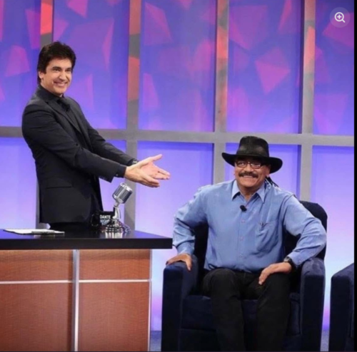 El guatemalteco durante una entrevista en el programa el conductor de televisión Dante Gebel. (Foto: FB René Corado)