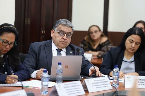 El viceministro de Relaciones Exteriores, Eduardo Escobedo, estima que el nuevo sistema pueda comenzar a funcionar a partir de agosto. (Foto: Organismo Legislativo)