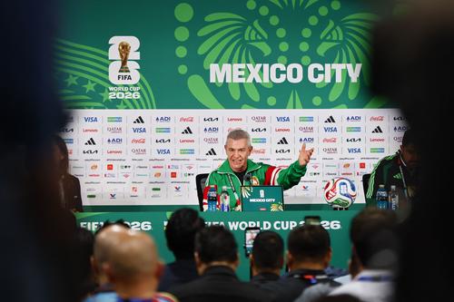 Los coanfitriones (México) completaron 6 de los 18 centros contabilizados ante Corea en la segunda jornada. (Foto: AFP)