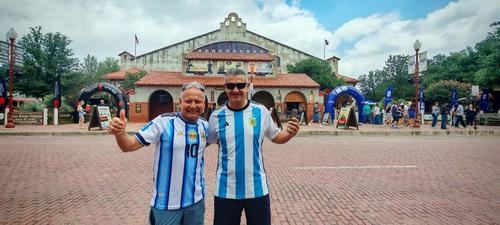 Dallas, vaqueros, turismo, Argentina, Fort Worth Stockyards, Guatemala, Soy502