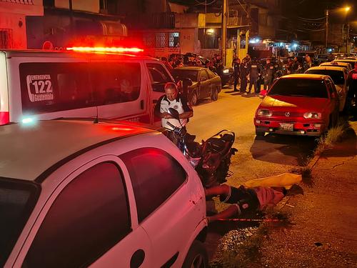 La víctima mortal es un hombre que quedó sobre la cinta asfáltica. (Foto: CVB)