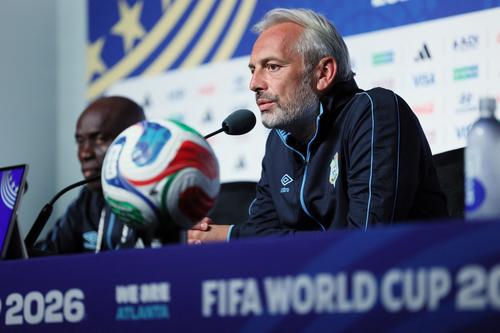 RD del Congo recibió 32 faltas y cometió 34. (Foto: AFP)