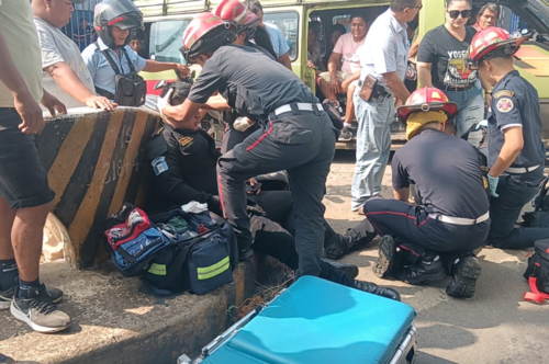 Los agentes fueron trasladados a un centro asistencial. (Foto: Rudy Lopez/Colaborador)
