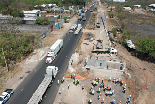 Dron capta el trazo de la futura autopista. (Foto: Estuardo Paredes)