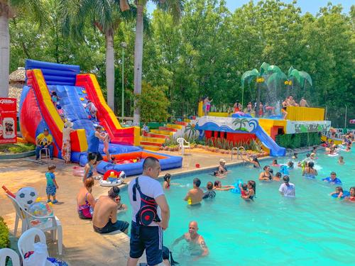 En ocasiones instalan inflables para los más pequeños. (Foto: Parque Acuático Guastatoya)