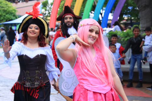 Los personajes del Irtra han sido parte de la celebración de los 50 años del Mundo Petapa. (Foto: Byron García/Colaborador)