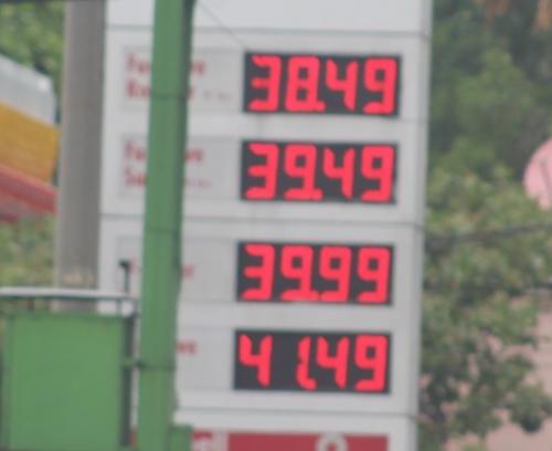 El precio de los combustibles en Escuintla supera los Q41 en diésel y hasta Q40 en gasolinas. (Foto: Jorge Morales/Nuestro Diario)