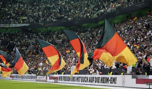 La mayor goleada en semifinales del torneo se dio en 2014, cuando Alemania venció 7 a 1 al anfitrión Brasil.