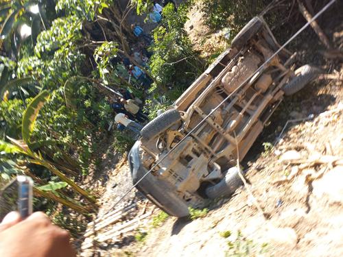 Dos personas fallecieron y varias más resultaron heridas tras un accidente. (Foto: Nehemias Gutierrez Vasquez/Nuestro Diario)