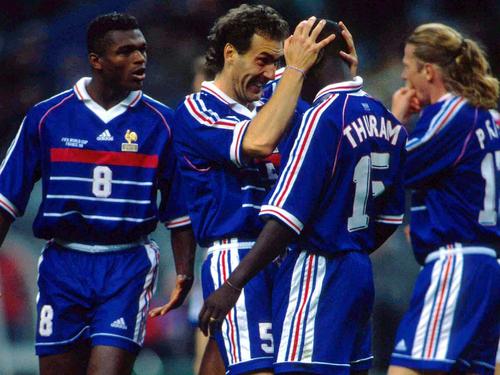 En la final hubo un solo equipo y una única estrella, Zinedine Zidane.