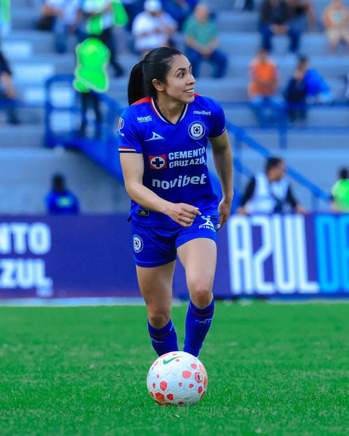 La temporada de Analú estuvo marcada por su aporte creativo y regularidad. (Foto: Cruz Azul Femenil)