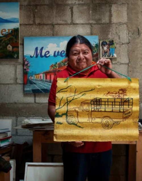 Originario de San Juan Comalapa, Chimaltenango, Edgar Calel destaca por su arte dedicado a las tradiciones ancestrales y la cosmovisión maya de Guatemala. (Foto: Redes sociales)