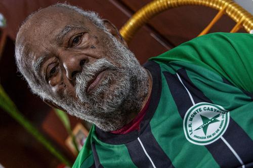 Luiz Carlos “Seu” Farias fue el primer entrenador de Raphinha.