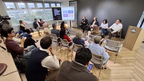 El Instituto Fe y Libertad realizó un panel-foro en el que se analizaron los impactos de la diversidad, equidad e inclusión en la cultura, la política y la sociedad contemporánea. (Foto: Wilder López/Soy502)