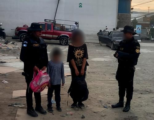 Los menores fueron trasladados a la PGN para su resguardo. (Foto: PNC)
