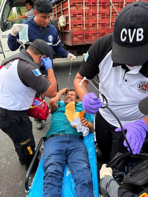 El piloto herido fue trasladado a un hospital de Antigua Guatemala. (Foto: Renato Melgar/Colaborador)
