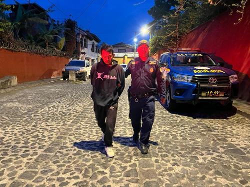 Emilio "N", alias "Primo", fue detenido junto a su hijastro. (Foto: PNC)