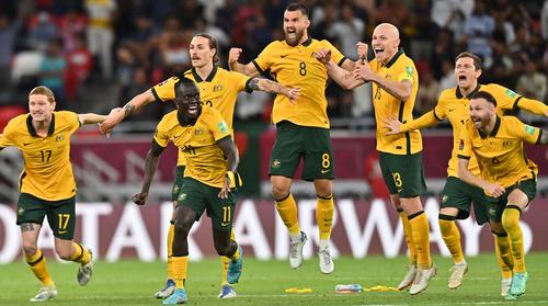En 4 de los Mundiales que ha disputado (1974, 2006, 2014 y 2022), Australia se enfrentó en su grupo a la selección que terminaría levantando la copa.