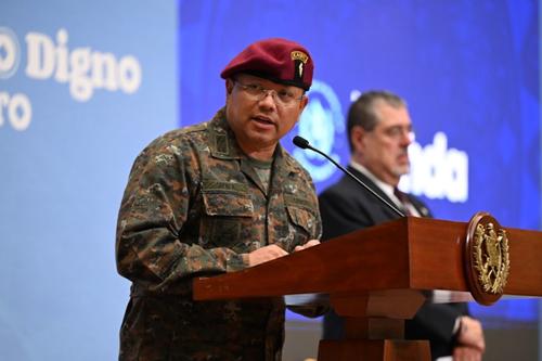 Gobierno de Guatemala, Estados Unidos, operaciones militarles, acuerdo, convenio, Bernardo Arévalo, Henrey Saénz, 03